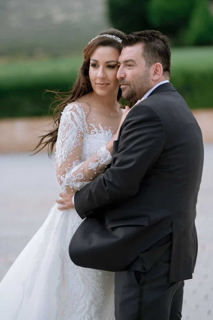 Loukiani and Giorgos during their couple session at Ktima Biblia Chora